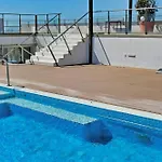 Marina Hotel