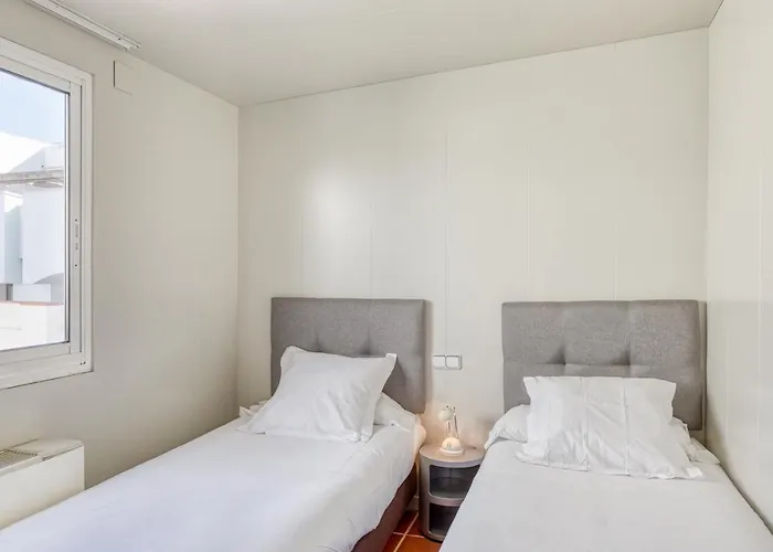 Marina Hotel 3*