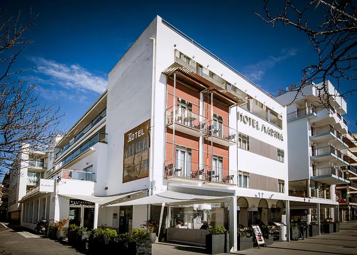 Marina Hotel 3*
