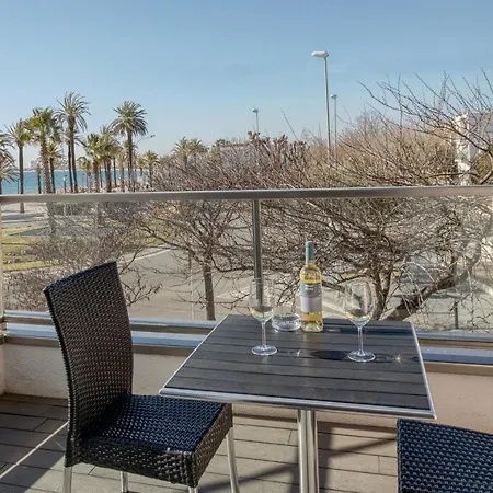 酒店 Marina