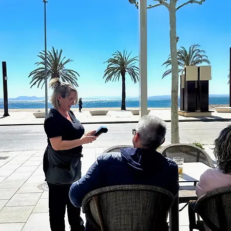 Marina 3* Rosas