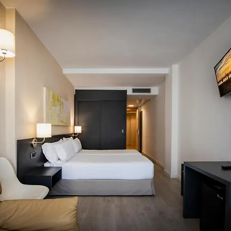 酒店 Marina 罗萨斯